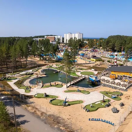 Meritaehti 34 For 10 Persons Services Near Incl Ac, Hot Tub 1 Fill Per * 칼라조키